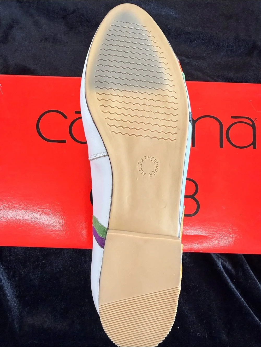 Women's White Palm-Appliqué Loafer